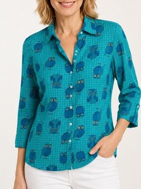 MAX Clothing women’s features a grid pattern overlaid with graphic owl size L